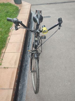Bicicleta bTwin Urbana Negra