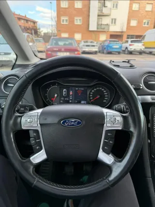 Ford Galaxy 2012 7 plazas