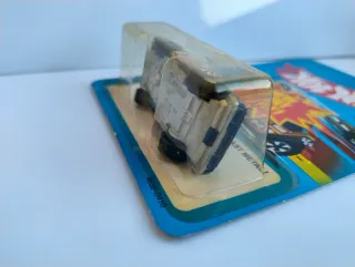 Hot Wheels Z Whiz No. 9639 Die-Cast