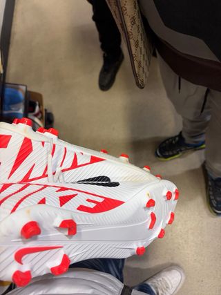 Zapatillas de fútbol Nike con tacos