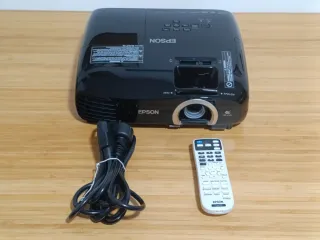 Proyector Epson EH-TW5200, NUEVO.