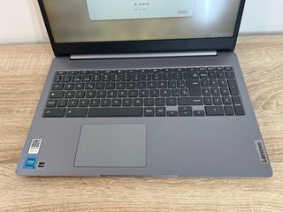 Lenovo IdeaPad 3 Chromebook 2022 como nuevo !!