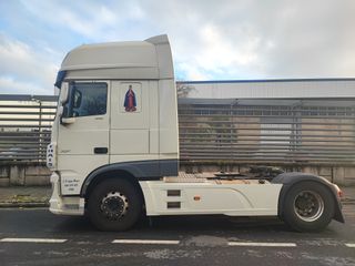 Camión DAF 530 XF seminuevo