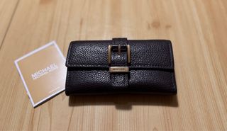 Cartera Michael Kors Marrón chocolate.