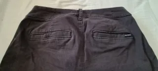 Pantalón pitillo negro Hollister