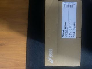 Tênis Asics Cinza e Branco