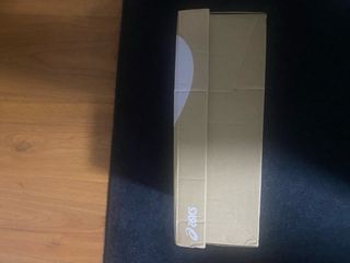 Tênis Asics Cinza e Branco