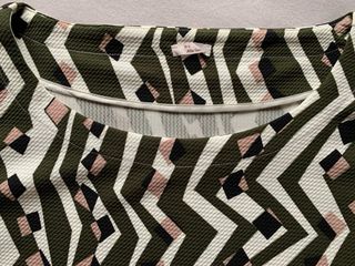 Abito sartoriale fantasia geometrica