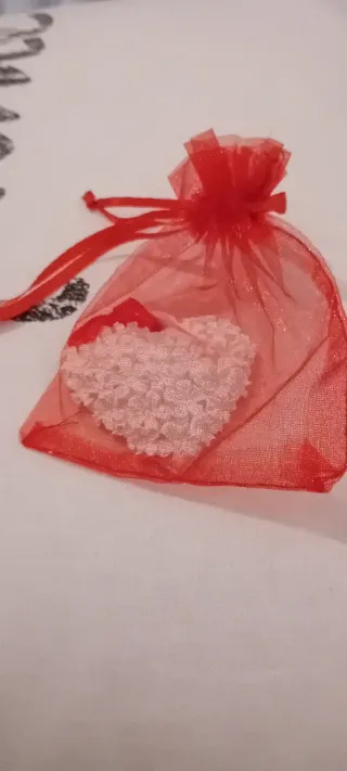 Profuma biancheria cuore rosa