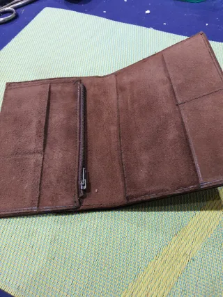 Billetera de caballero de piel marrón