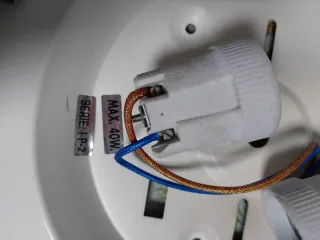 Plafón LED redondo blanco y dorado