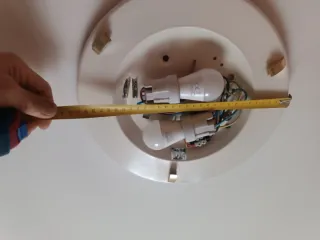 Plafón LED redondo blanco y dorado