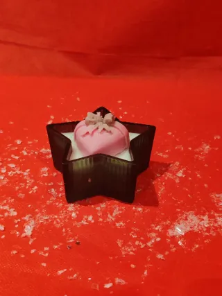 Vela artesanal corazón rosa con lazo