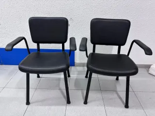 Urge vender 2 Sillas Salherm.