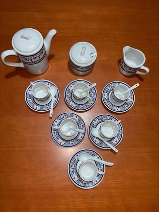 Juego de café de porcelana