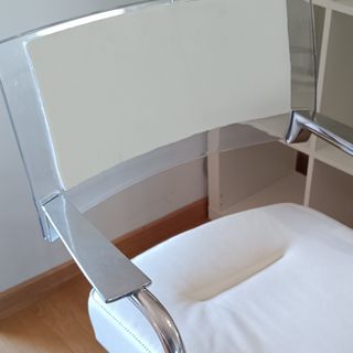 Silla vintage metal cromado y blanco