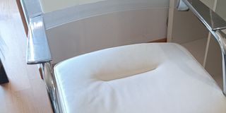 Silla vintage metal cromado y blanco