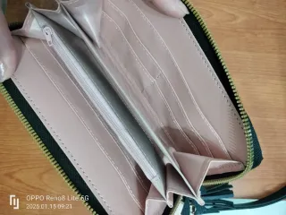 Monedero negro nuevo