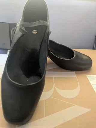 Zapatos Flamenca Sevillana Negros