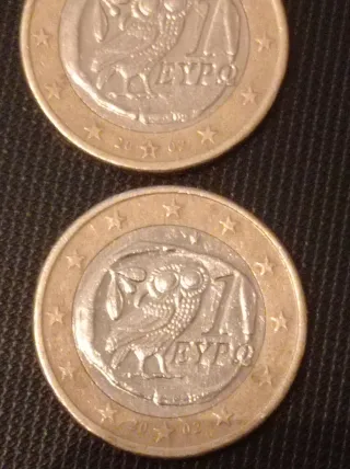 Lote 2 monedas búho 2002