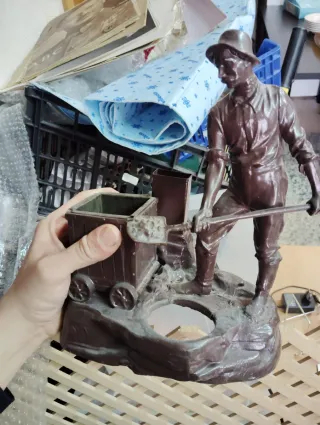 Figura Bronce Patinado Minero