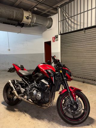 Kawasaki Z900 Roja 900cc Manual