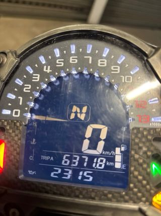 Kawasaki Z900 Roja 900cc Manual