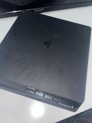 PS4 (PlayStation 4) Negra