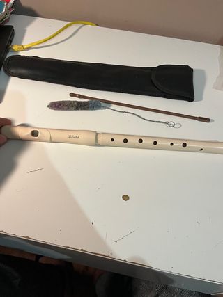 Vendo flauta Yamaha en buen estado, cuidada y func