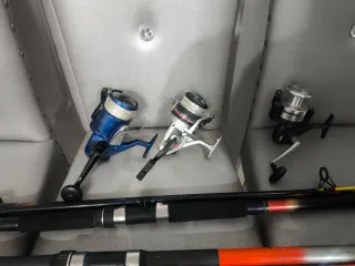 Caña de pescar y carretes