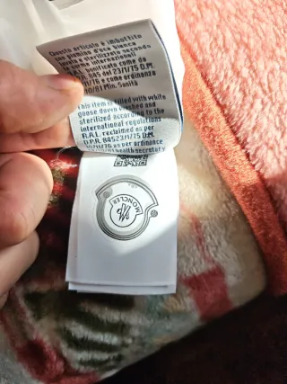 Chaqueta Moncler Negra Brillante