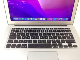 portatil apple apple macbook air core i5 1.8 13 (2017) (a1466)
