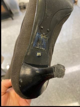 Stivali Prada in tela marrone con tacco