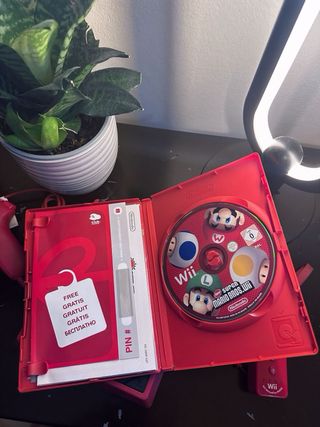 Nintendo Wii Roja + Mario Bros. Wii