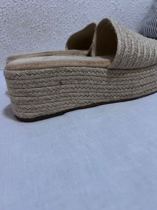 Sandalias esparto plataforma beige