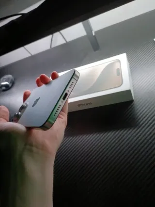 iPhone 15 Pro Max Oro/Argento