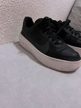 Zapatillas Nike Air Force 1 Plataforma Negras