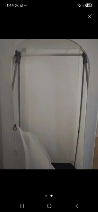 Armario de tela blanco y gris