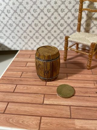 Botte in miniatura per casa delle bambole