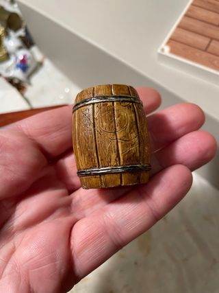 Botte in miniatura per casa delle bambole