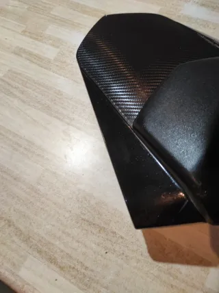 Tapa colín Yamaha R1 07/08