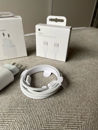 Cargador Apple USB-C 20W y Cable 60W