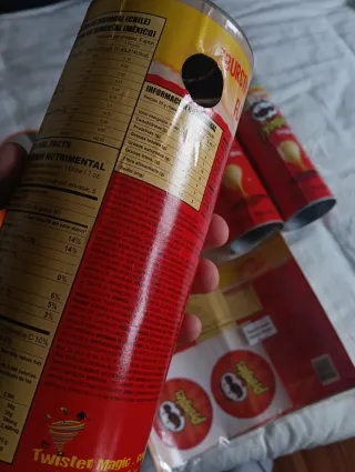 MAGIA CÓMICA CON PRINGLES