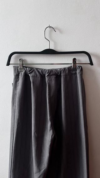 Pantalones Mulaya grises de raya diplomática