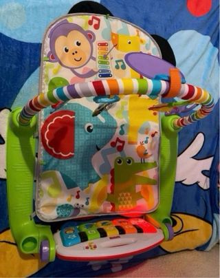 Gimnasio Piano Bebé con Múltiples Juguetes