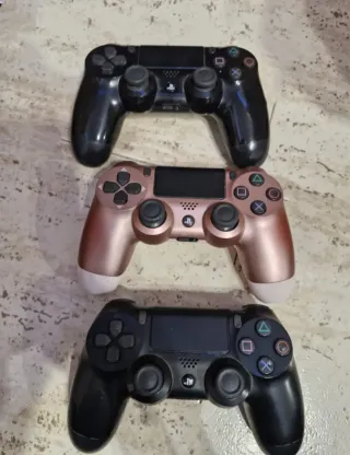 PS4 Slim + 2 Mandos + 3 Juegos