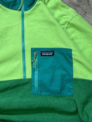 Forro Polar Patagonia Verde y Amarillo