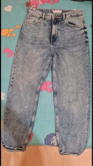 Vaqueros mujer desgastados