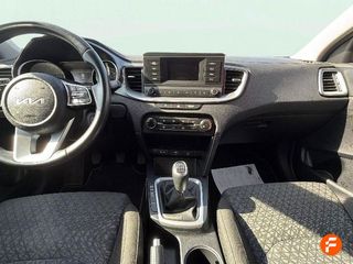 Kia Ceed 1.6 MHEV iMT 100kW (136CV) Concept