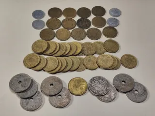 Lote 52 Monedas antiguas de pesetas y céntimos